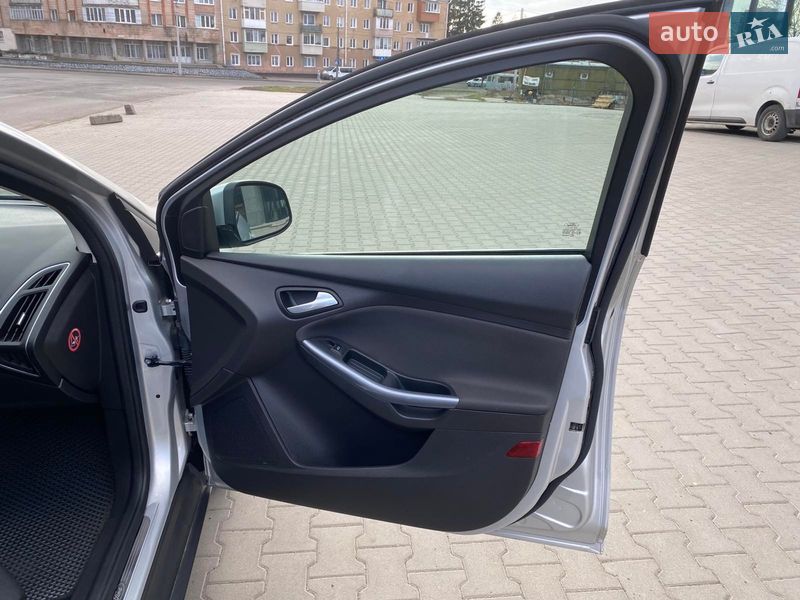 Универсал Ford Focus 2013 в Ровно