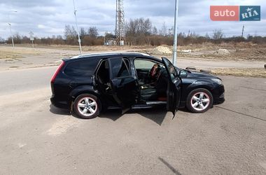 Универсал Ford Focus 2010 в Львове