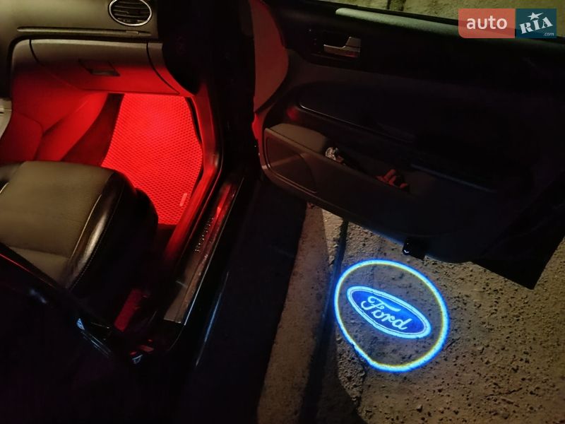 Универсал Ford Focus 2010 в Львове