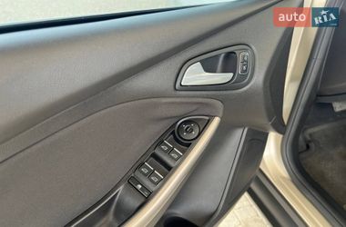 Седан Ford Focus 2018 в Черновцах