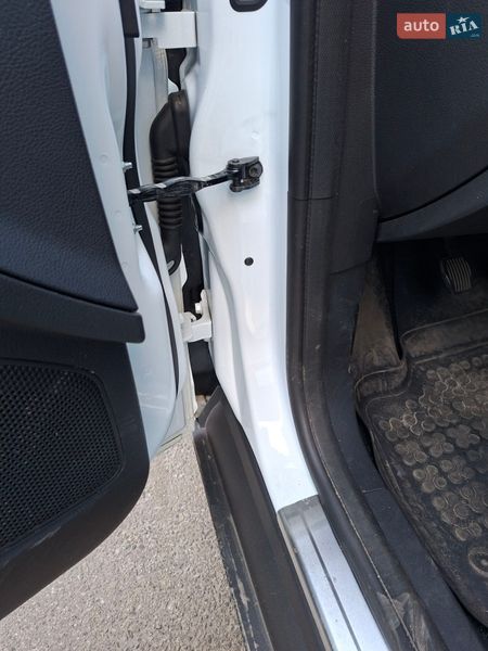 Хетчбек Ford Focus 2017 в Києві фото 28 Хетчбек Ford Focus 2017 в Києві