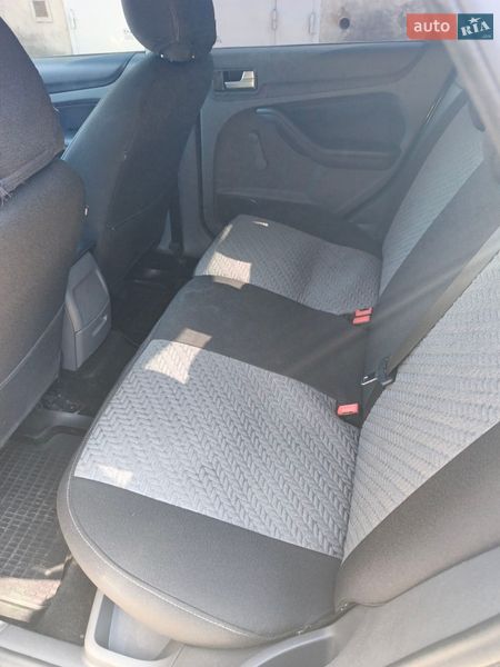 Хэтчбек Ford Focus 2007 в Киеве