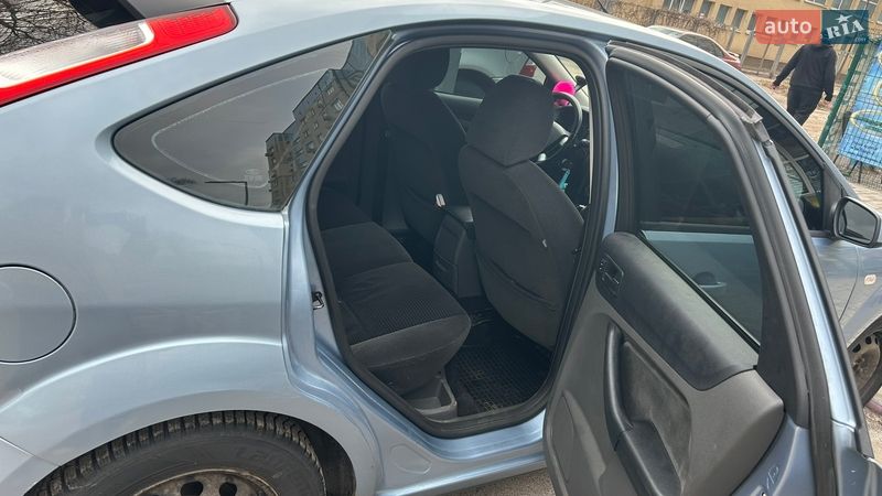 Хэтчбек Ford Focus 2006 в Днепре фото 7 Хэтчбек Ford Focus 2006 в Днепре