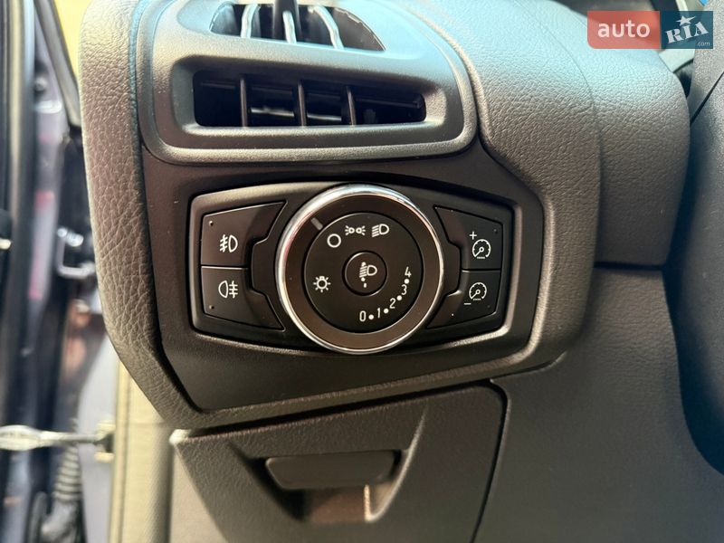 Хетчбек Ford Focus 2011 в Калуші