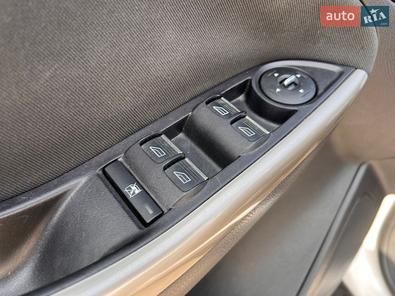 Хетчбек Ford Focus 2012 в Черкасах