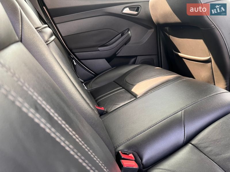 Хетчбек Ford Focus 2012 в Черкасах