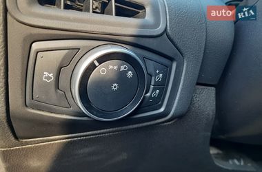 Хэтчбек Ford Focus 2017 в Луцке