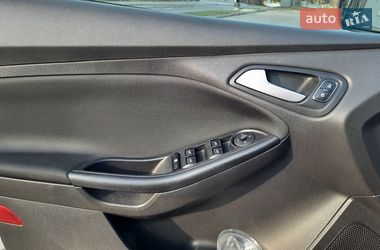 Хэтчбек Ford Focus 2017 в Луцке