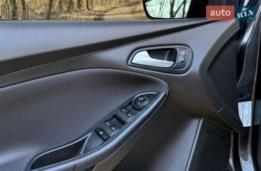 Седан Ford Focus 2016 в Києві