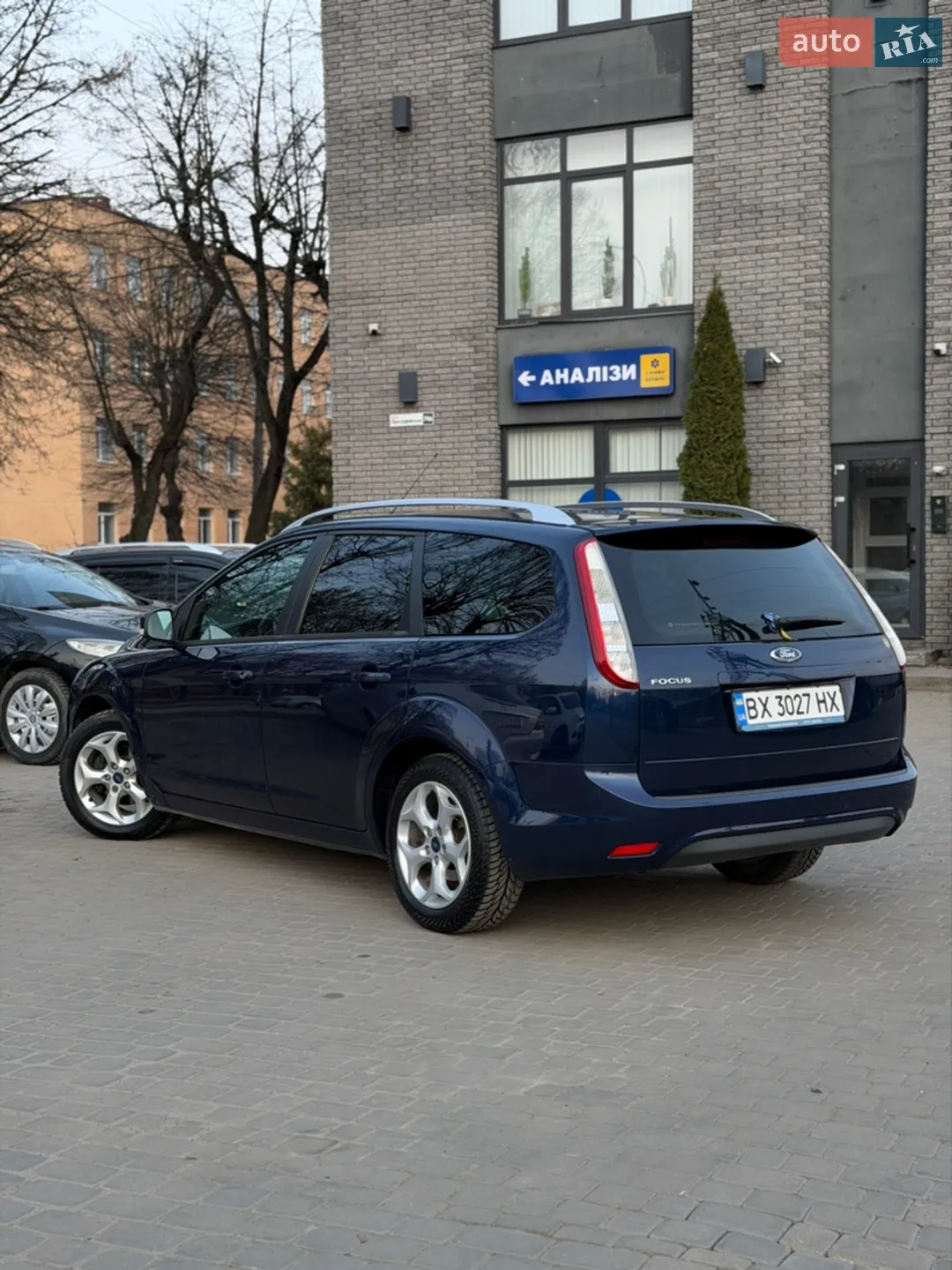 2010 Ford Focus - мініатюра 6