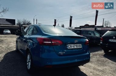 Седан Ford Focus 2016 в Смілі