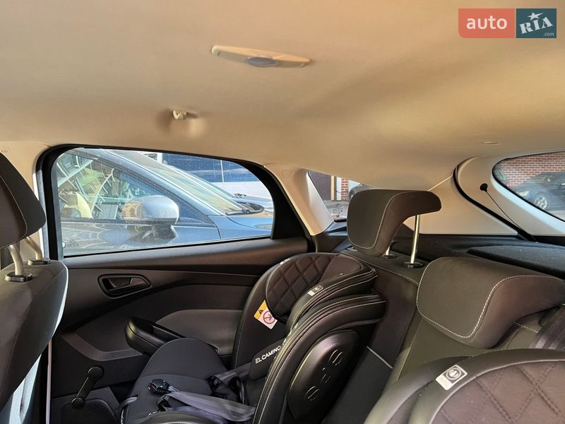 Хэтчбек Ford Focus 2012 в Стрые фото 14 Хэтчбек Ford Focus 2012 в Стрые