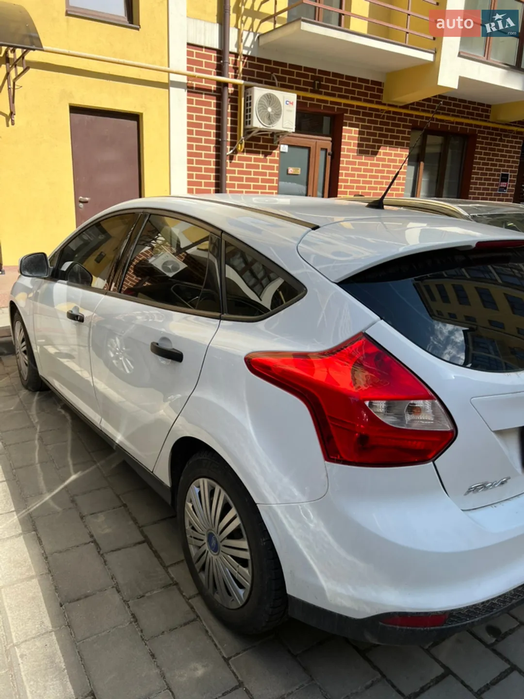 2012 Ford Focus - мініатюра 16