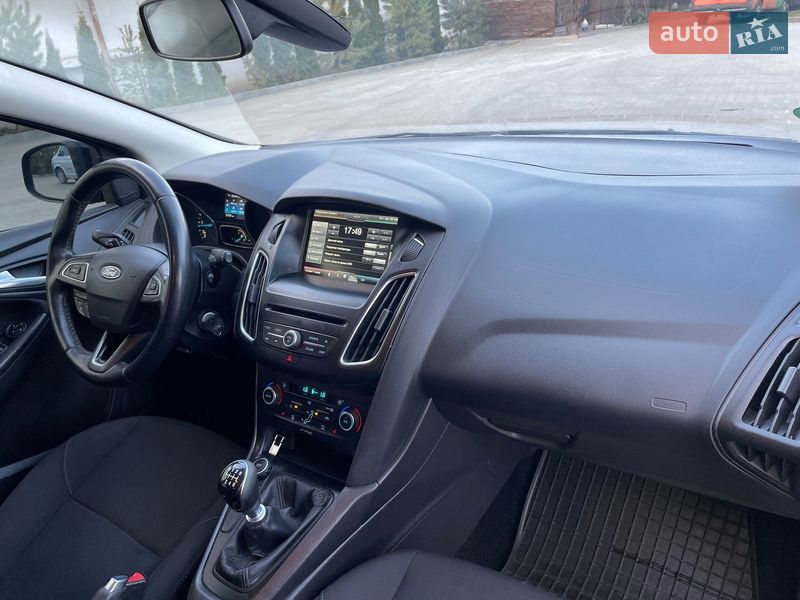 Універсал Ford Focus 2015 в Золочеві
