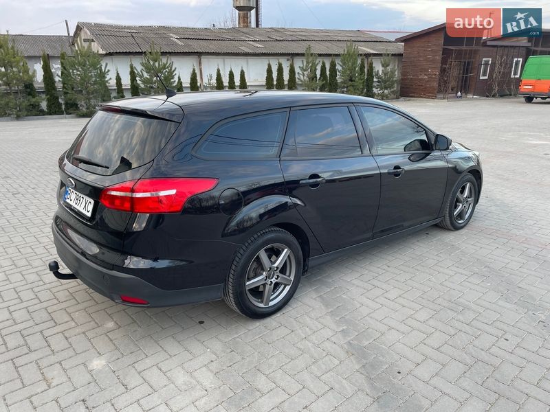 Універсал Ford Focus 2015 в Золочеві