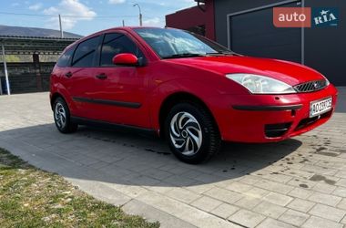 Хэтчбек Ford Focus 2002 в Виноградове