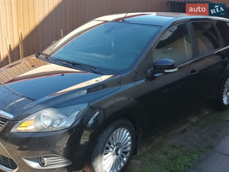 Ford Focus 2010 Ford Focus 2010