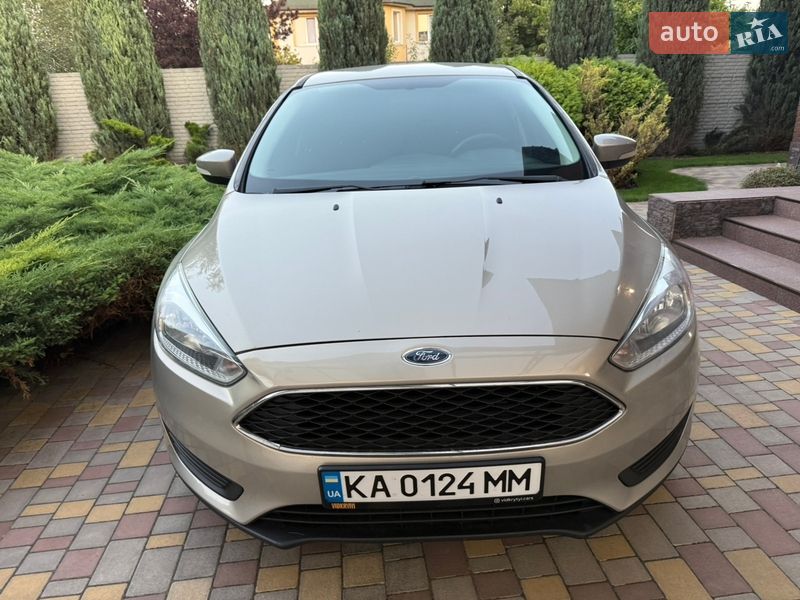 Хетчбек Ford Focus 2015 в Дніпрі