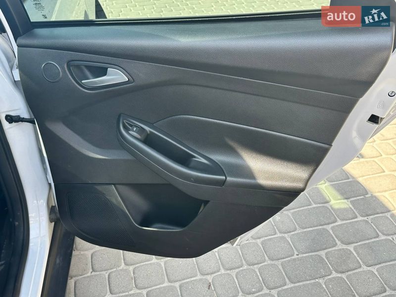 Седан Ford Focus 2017 в Львове