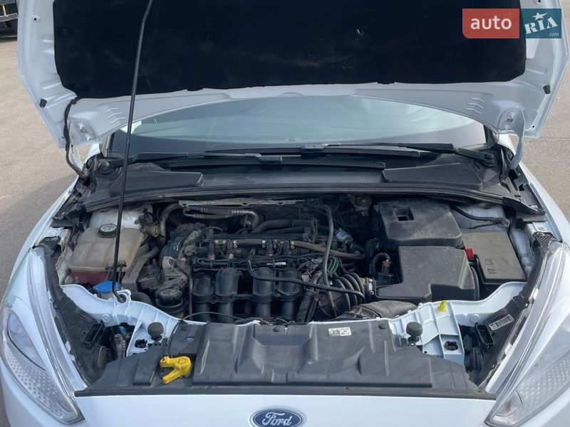 Универсал Ford Focus 2016 в Ровно фото 13 Универсал Ford Focus 2016 в Ровно