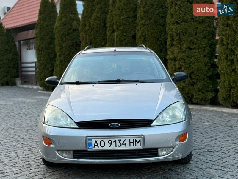 Универсал Ford Focus 2001 в Хусте