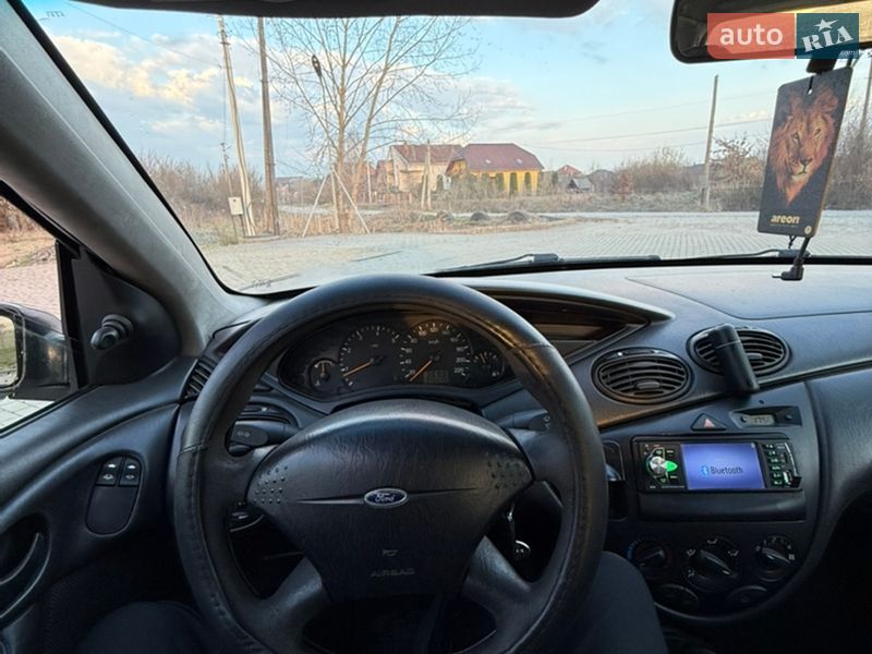Универсал Ford Focus 2001 в Хусте