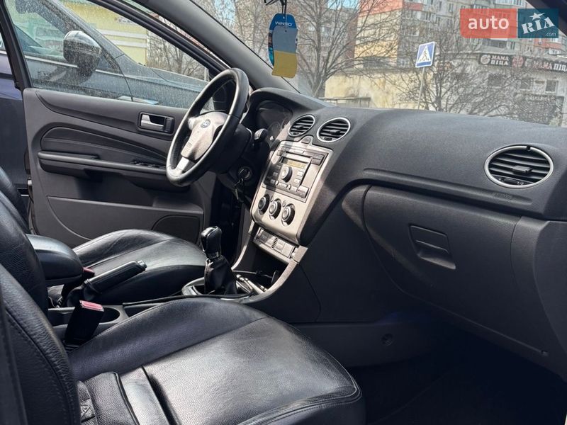 Седан Ford Focus 2005 в Полтаве