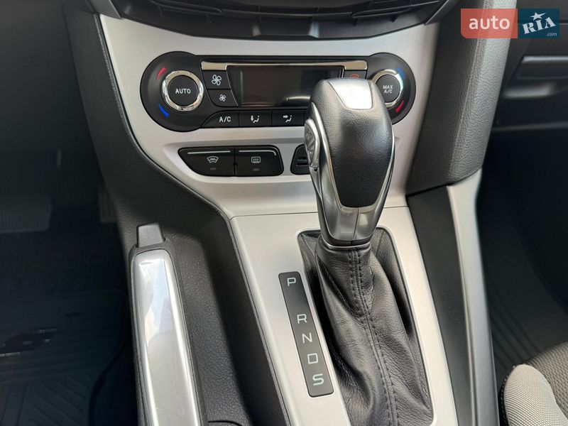 Хэтчбек Ford Focus 2011 в Киеве