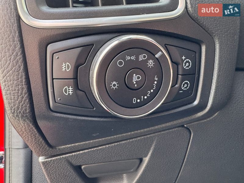 Хэтчбек Ford Focus 2011 в Киеве