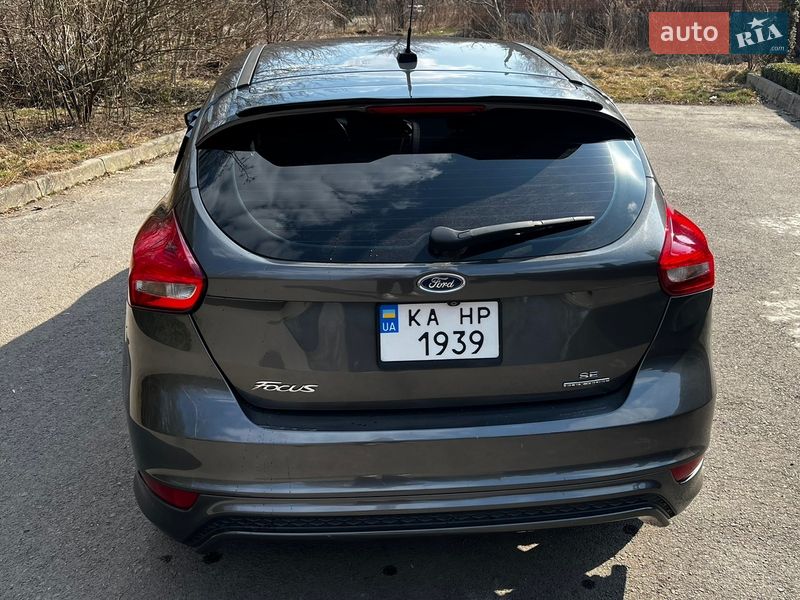 Хэтчбек Ford Focus 2015 в Ровно