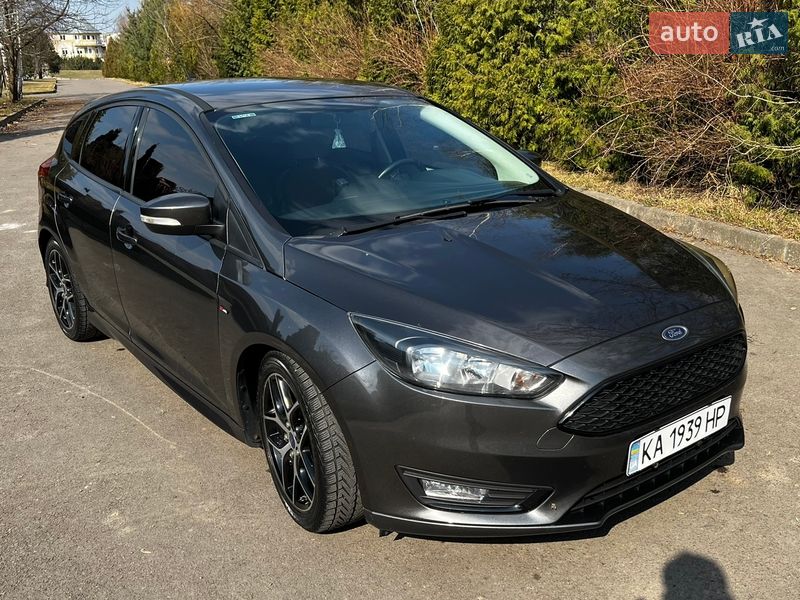 Хэтчбек Ford Focus 2015 в Ровно