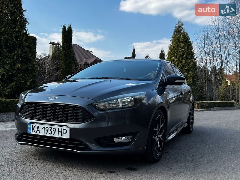 Хэтчбек Ford Focus 2015 в Ровно