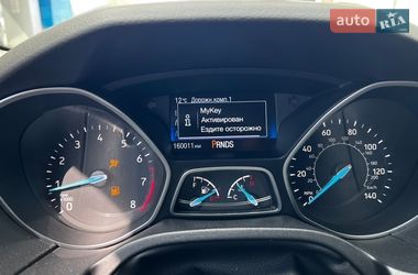 Хэтчбек Ford Focus 2015 в Ровно