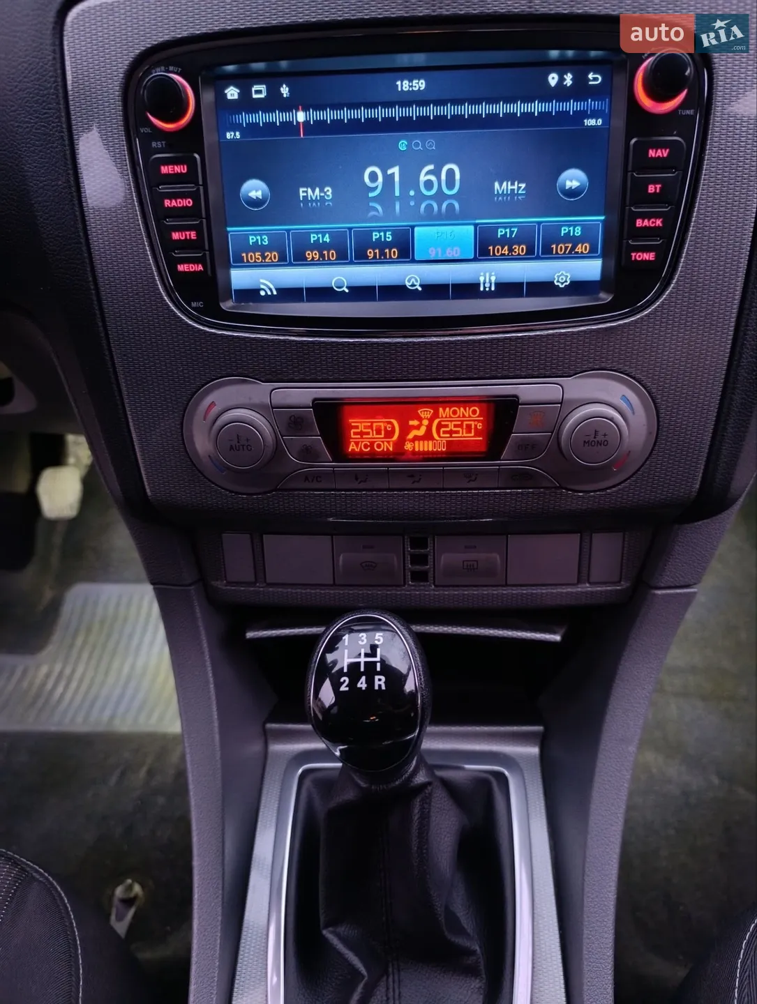 2010 Ford Focus - мініатюра 8