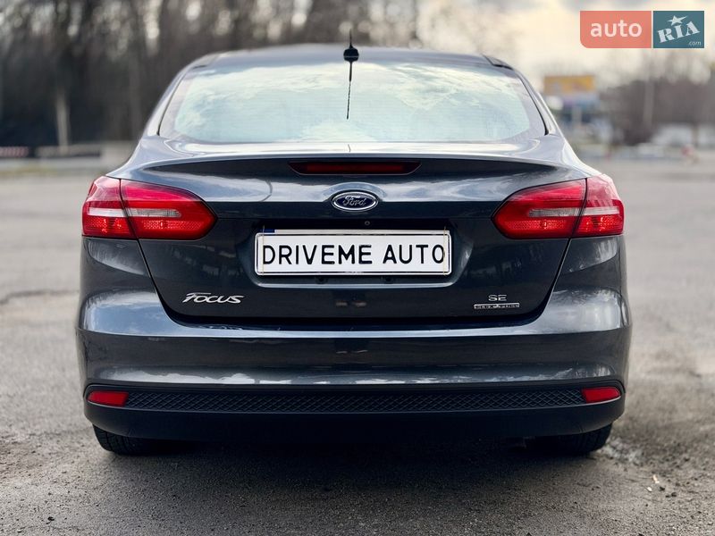 Седан Ford Focus 2014 в Днепре