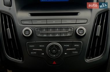 Седан Ford Focus 2014 в Днепре