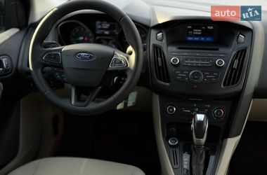 Седан Ford Focus 2014 в Днепре