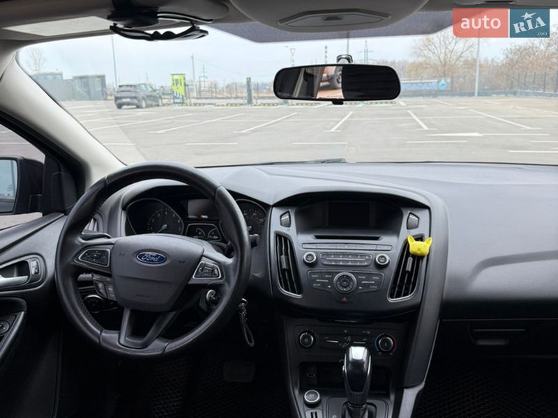 Седан Ford Focus 2015 в Чернигове