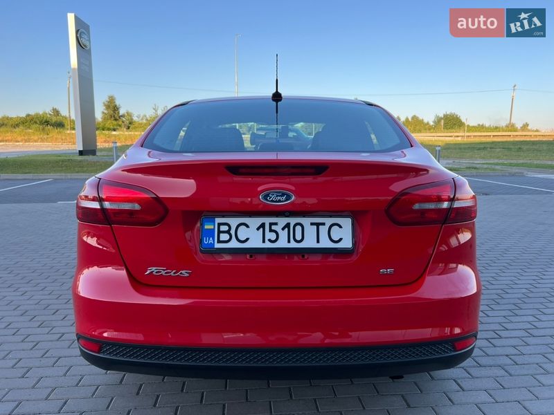 Седан Ford Focus 2015 в Львові