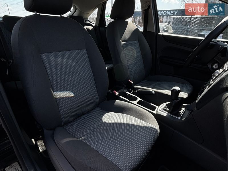 Хэтчбек Ford Focus 2007 в Белогородке фото 19 Хэтчбек Ford Focus 2007 в Белогородке
