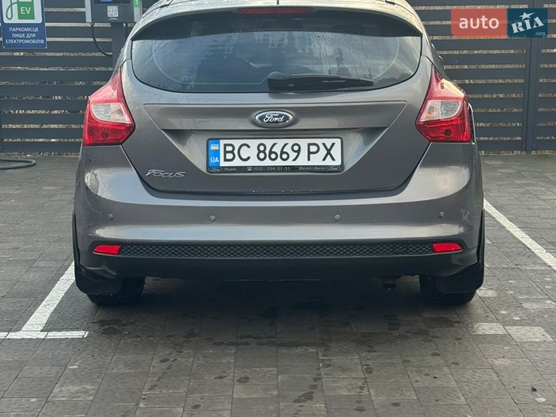 Хетчбек Ford Focus 2013 в Львові фото 10 Хетчбек Ford Focus 2013 в Львові