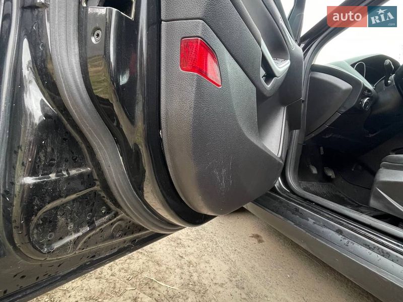 Седан Ford Focus 2013 в Звенигородці фото 17 Седан Ford Focus 2013 в Звенигородці