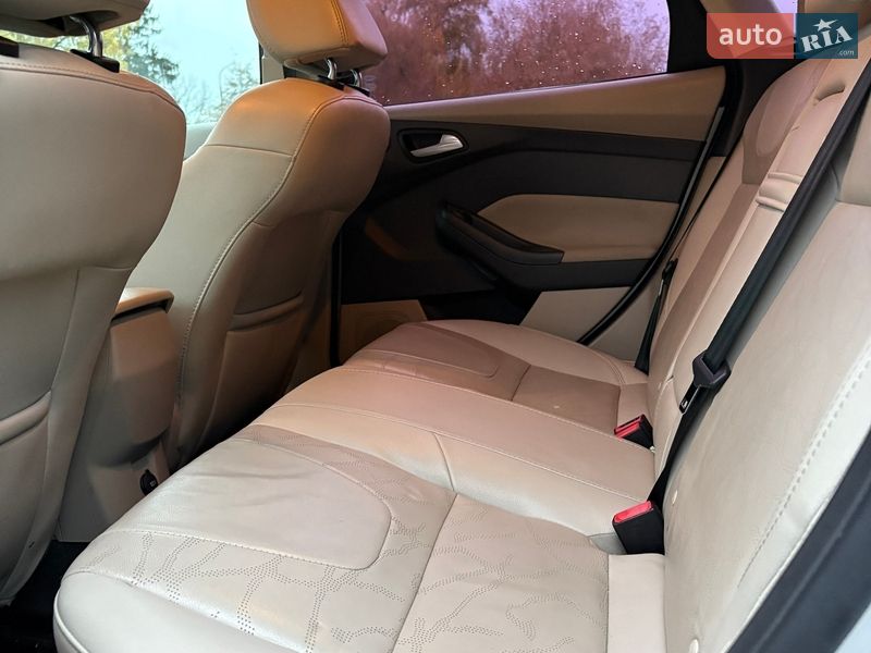 Хэтчбек Ford Focus 2013 в Луцке фото 8 Хэтчбек Ford Focus 2013 в Луцке
