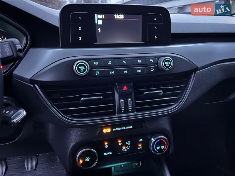Хэтчбек Ford Focus 2019 в Киеве фото 17 Хэтчбек Ford Focus 2019 в Киеве