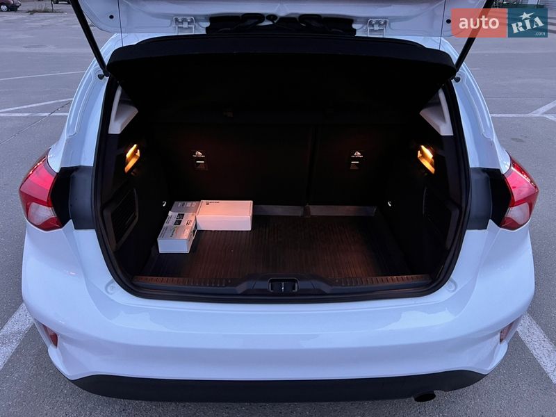 Хэтчбек Ford Focus 2019 в Киеве фото 21 Хэтчбек Ford Focus 2019 в Киеве