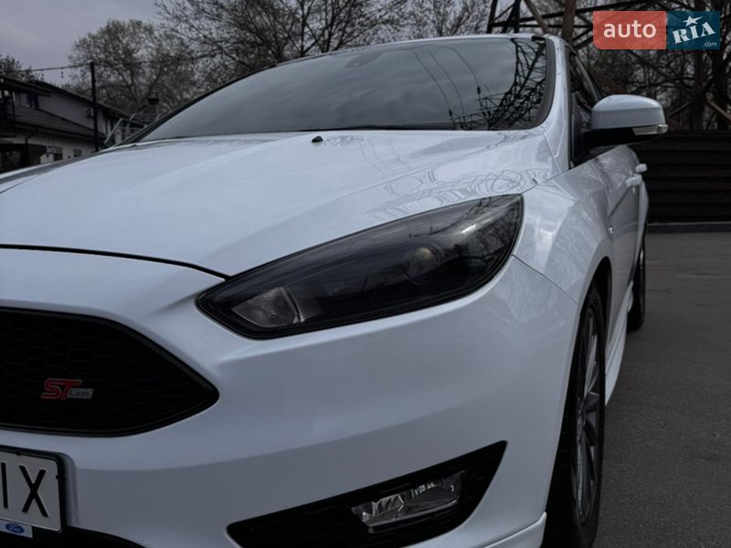 Хэтчбек Ford Focus 2018 в Киеве