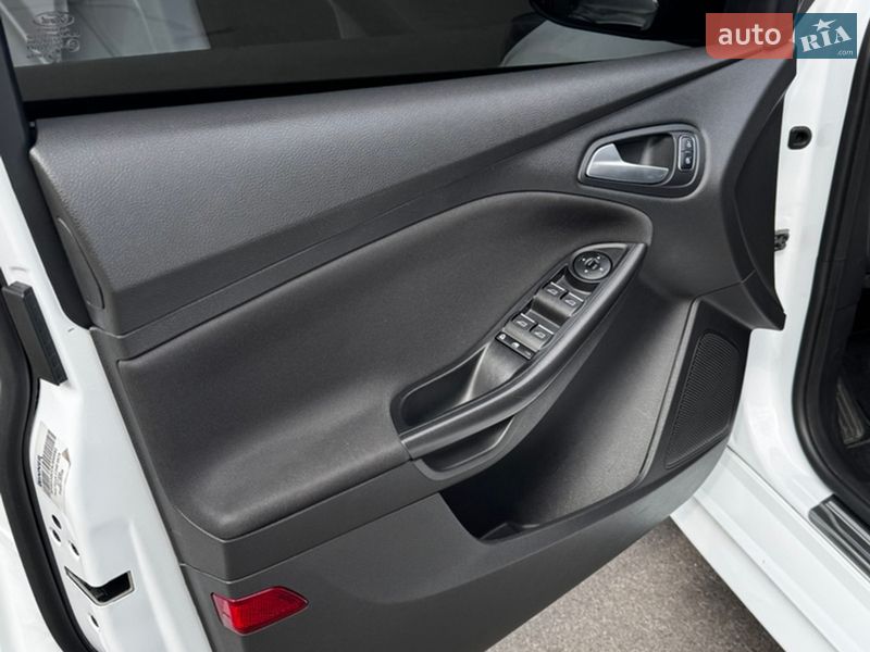 Хэтчбек Ford Focus 2018 в Киеве