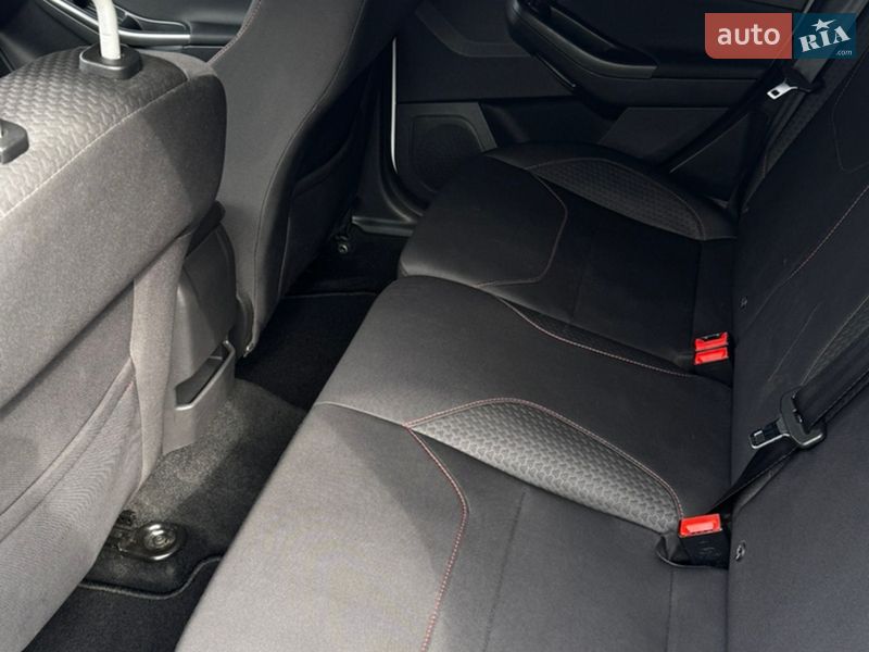 Хетчбек Ford Focus 2018 в Києві фото 25 Хетчбек Ford Focus 2018 в Києві