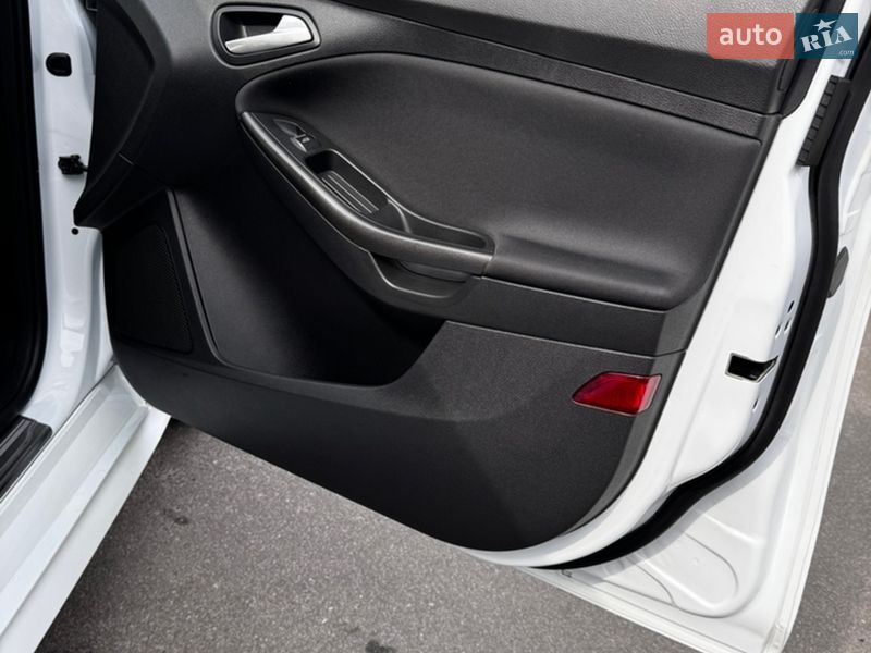 Хэтчбек Ford Focus 2018 в Киеве