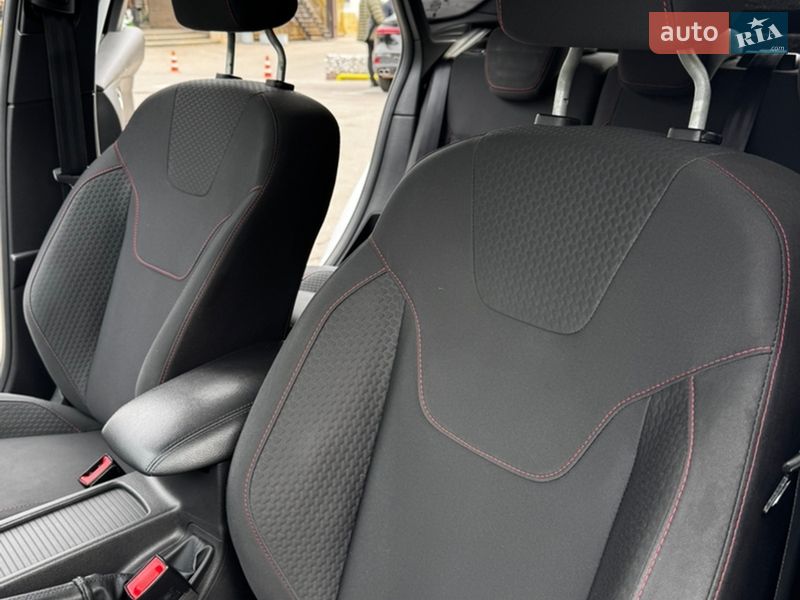 Хэтчбек Ford Focus 2018 в Киеве